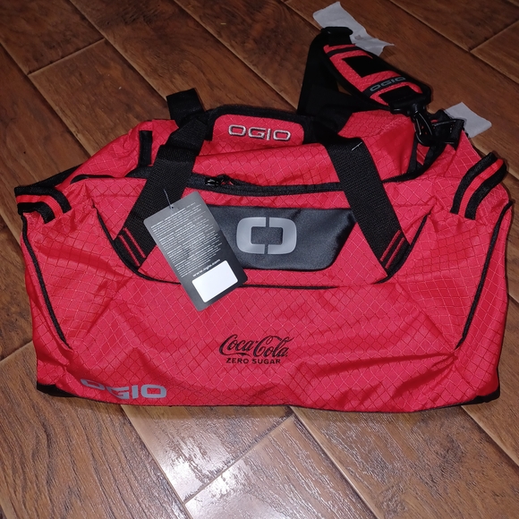 OGIO Red Duffel Bag with Black Accents - Picture 1 of 2